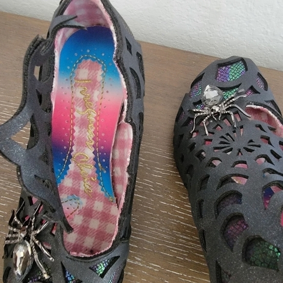 IRREGULAR CHOICE On The Web Heels Black Spiderweb Pumps Sz 6 ⚠️ Sold Out - Picture 4 of 5